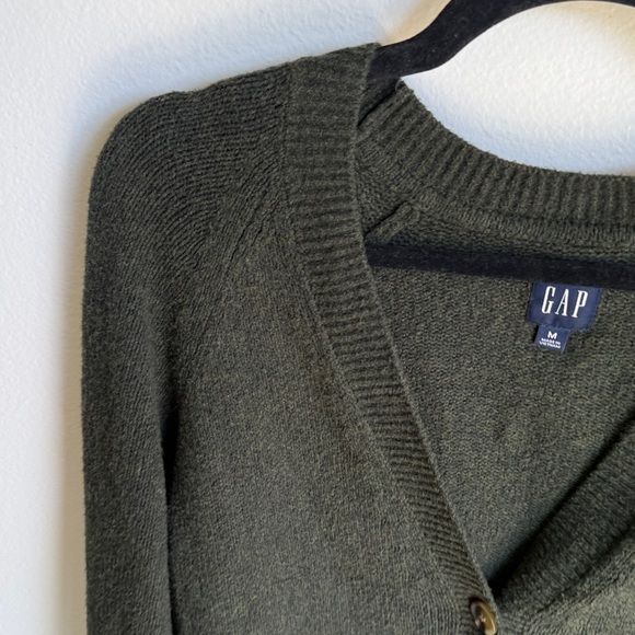 Gap Dark Green Button-Up Cardigan Sweater, V-Neck, Rib Trim, Size Medium - Picture 3 of 8